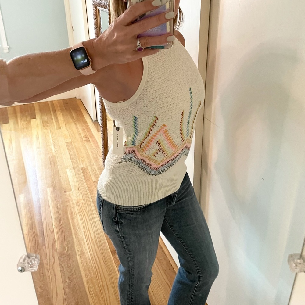 Anthropologie Sunrise Embroidered Sweater Tank – XS – NWT – Ivory Rainbow Knit - Picture 4 of 13